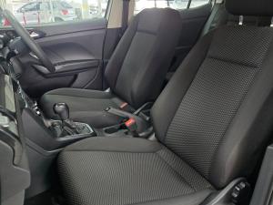 Volkswagen T-Cross 1.0TSI auto - Image 9