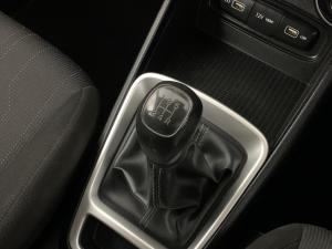 Hyundai Venue 1.2 Motion - Image 10