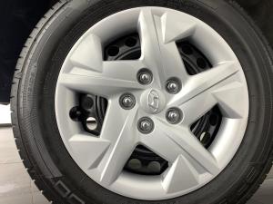 Hyundai Venue 1.2 Motion - Image 14