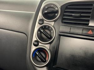 Kia K 2700 WorkhorseS/C - Image 11