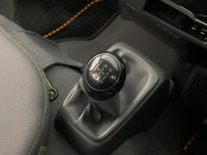 Kia K 2700 WorkhorseS/C - Image 8