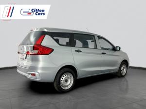 Toyota Rumion 1.5 S - Image 4