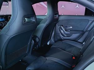 Mercedes-Benz CLA CLA200 Progressive - Image 12
