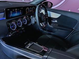 Mercedes-Benz CLA CLA200 Progressive - Image 16