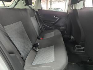 Volkswagen Polo Vivo hatch 1.4 Life - Image 9