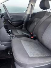 Volkswagen Polo Vivo hatch 1.6 Life - Image 9