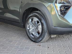 Mahindra XUV 3XO 1.2T MX2 manual - Image 12