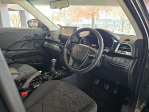 Mahindra XUV 3XO 1.2T MX2 manual - Image 13