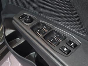 Mahindra XUV 3XO 1.2T MX2 manual - Image 20