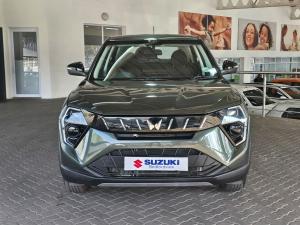 Mahindra XUV 3XO 1.2T MX2 manual - Image 4