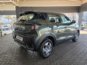 Mahindra XUV 3XO 1.2T MX2 manual - Image 9