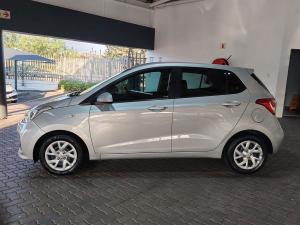 Hyundai Grand i10 1.0 Motion auto - Image 4