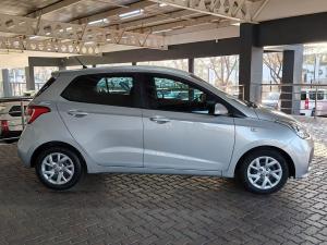 Hyundai Grand i10 1.0 Motion auto - Image 8