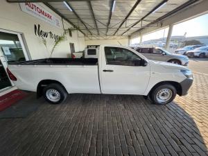 Toyota Hilux 2.4GD single cab S - Image 3