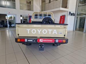 Toyota Land Cruiser 79 2.8GD-6 single cab manual - Image 5