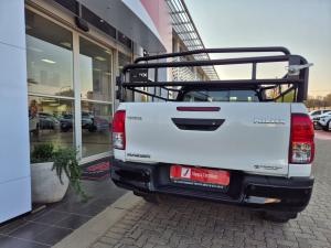 Toyota Hilux 2.4GD-6 Xtra cab Raider manual - Image 5