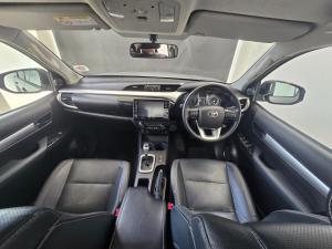Toyota Hilux 2.8GD-6 double cab Raider auto - Image 6