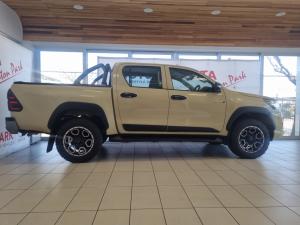 Toyota Hilux 2.4GD-6 double cab SRX auto - Image 3