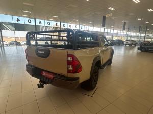 Toyota Hilux 2.8GD-6 Xtra cab 4x4 Legend manual - Image 2