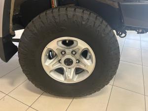 Toyota Land Cruiser 79 4.5D-4D V8 single cab LX 70th Anniversary - Image 13