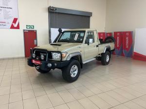Toyota Land Cruiser 79 4.5D-4D V8 single cab LX 70th Anniversary - Image 14