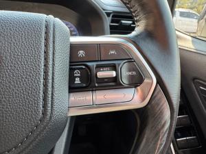 Toyota Land Cruiser 300 3.5T GR-Sport - Image 10