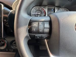 Toyota Hilux 2.4GD-6 double cab 4x4 Raider auto - Image 9