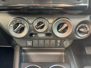 Toyota Hilux 2.4GD-6 double cab 4x4 Raider auto - Image 15