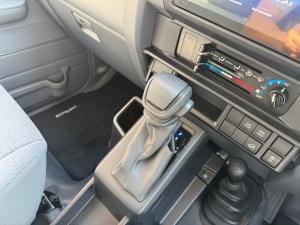 Toyota Land Cruiser 79 2.8GD-6 double cab auto - Image 11