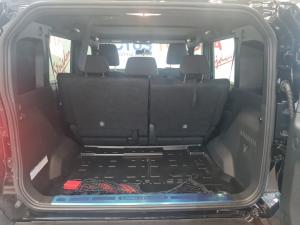 Toyota Land Cruiser FJ 2.7 4x4 GX - Image 17