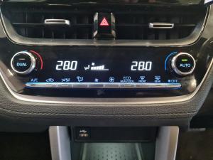 Toyota Corolla Cross 1.8 Hybrid XR - Image 15