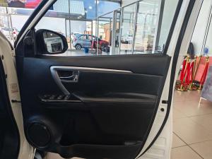 Toyota Fortuner 2.4GD-6 Raised Body automatic - Image 13