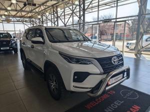 Toyota Fortuner 2.4GD-6 Raised Body automatic - Image 15