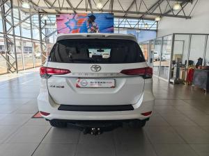 Toyota Fortuner 2.4GD-6 Raised Body automatic - Image 4