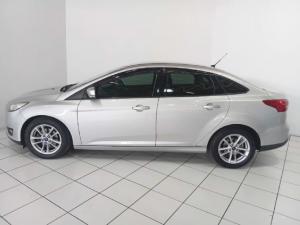 Ford Focus sedan 1.0T Trend - Image 3