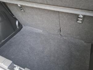 Suzuki Swift 1.2 GL - Image 10
