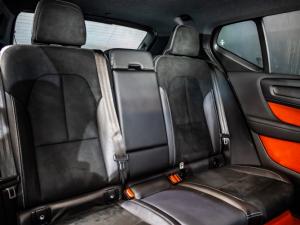 Volvo XC40 T3 R-Design - Image 16