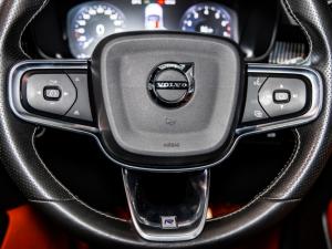 Volvo XC40 T3 R-Design - Image 17