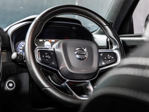 Volvo XC40 T3 R-Design - Image 21
