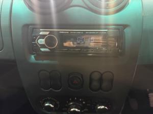 Nissan NP200 1.6i safety pack (aircon) - Image 10