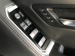 Toyota Land Cruiser 300 3.3D GR-Sport - Image 12
