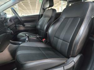 Hyundai i20 1.0T Fluid manual - Image 13