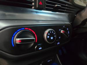 Hyundai i20 1.0T Fluid manual - Image 16