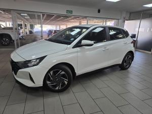 Hyundai i20 1.0T Fluid manual - Image 2