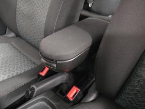 Volkswagen Polo Vivo hatch 1.4 Life - Image 10