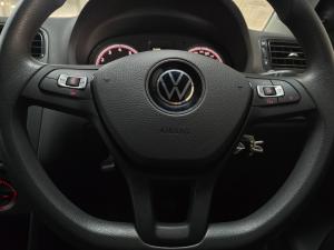 Volkswagen Polo Vivo hatch 1.4 Life - Image 20