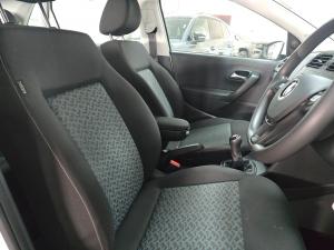 Volkswagen Polo Vivo hatch 1.4 Life - Image 8