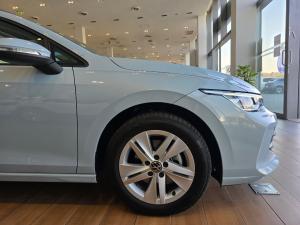 Volkswagen Golf 1.4TSI Life Plus - Image 15