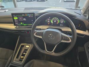 Volkswagen Golf 1.4TSI Life Plus - Image 17