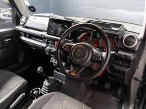 Suzuki Jimny 1.5 GLX AllGrip 3-door manual - Image 13